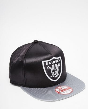 Fashion Shop - New Era 59 Fifty Raiders Satin Snapback Cap - Black
