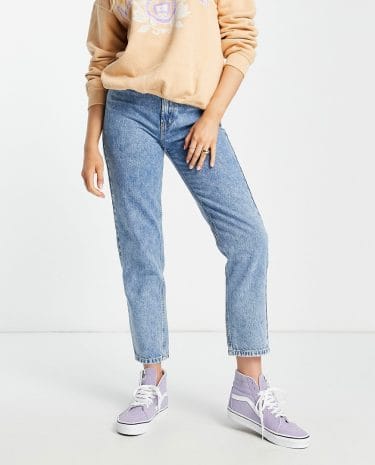 Fashion Shop - Pull & Bear basic mom jeans in medium blue