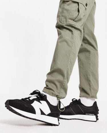 Fashion Shop - New Balance 327 trainers in black and white